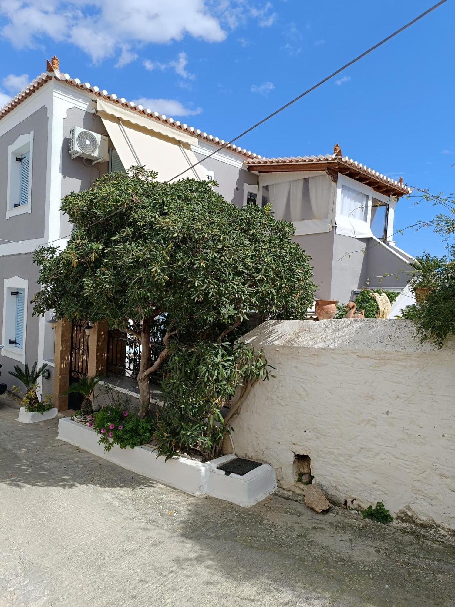 Angelic House Villa Spetses Town Exterior photo
